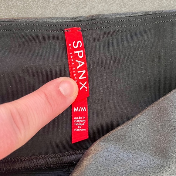 SPANX Faux Leather High Rise Black Moto Leggings Size Medium - Picture 8 of 13